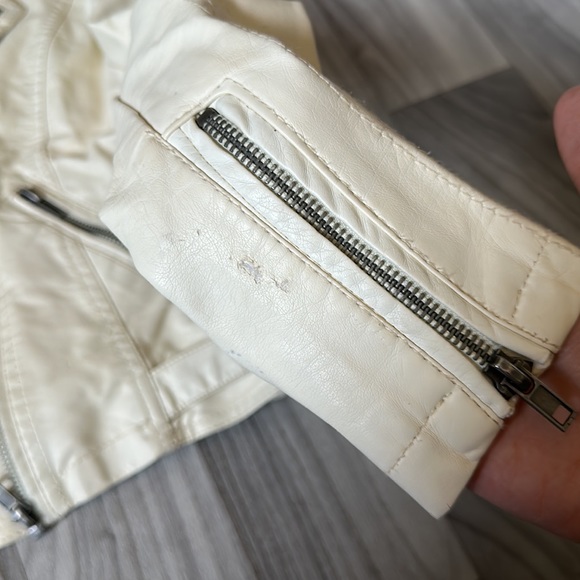 Cream Biker Cropped Jacket - Picture 5 of 9